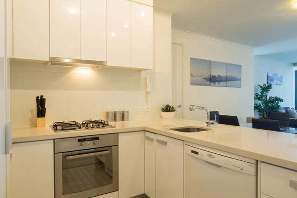 Mj Shortstay Whiteman St Apartment Melbourne Esterno foto